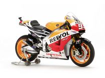 Maquette moto : Repsol Honda RC213V 2014 - 1/12 - Tamiya 14130