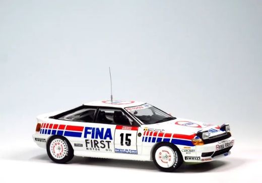 Maquette voiture plastique : Toyota Celica GT4 ST165 tour de corse 91 1/24 - Nunu  PN24015