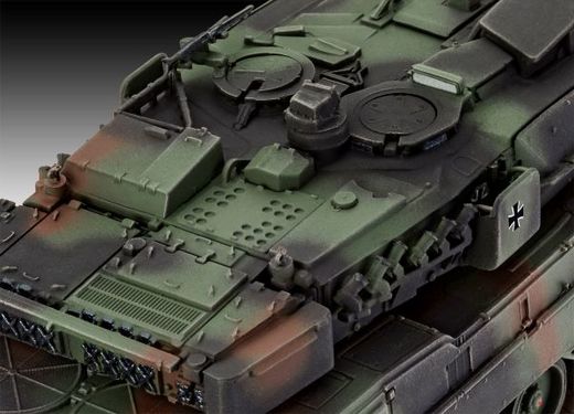 Maquette militaire : Leopard 2A7V 1/72 - Revell 03355 03355