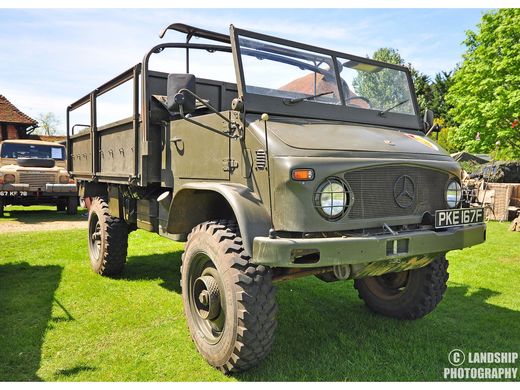 Maquette véhicule militaire : Unimog 404 S 1/35 - Revell 03348