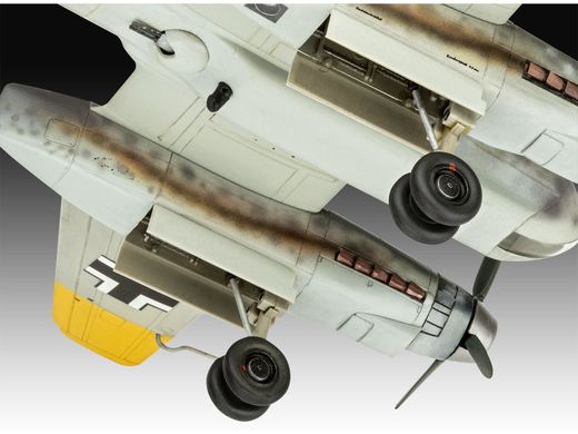 Coffret cadeau maquette avion militaire : Model set Arado AR-240 1/72 - Revell 63798