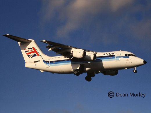 Maquette avion militaire : BAe 146 (RJ85) 1/144 - Revell 03791 3791