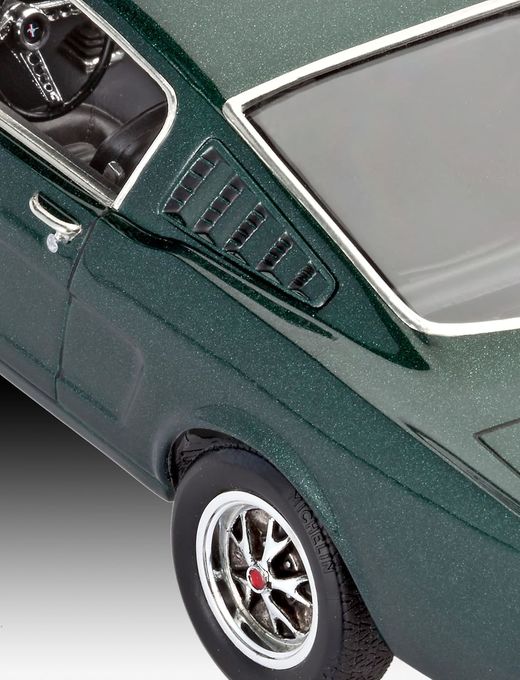 Model set 1965 Ford Mustang 2+2 Fastback 1/24 - Revell 67065